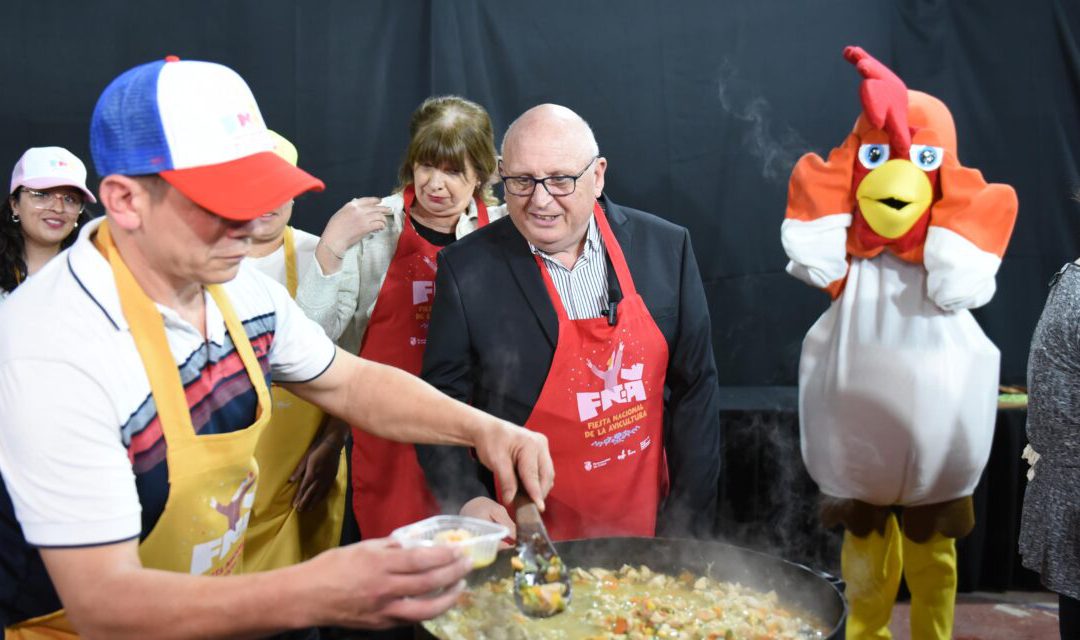 PRESENTACIÓN DE LOS CONCURSOS GASTRONÓMICOS DE ‘POLLO AL DISCO’ Y ‘POLLO AL DISCO SOLIDARIO’