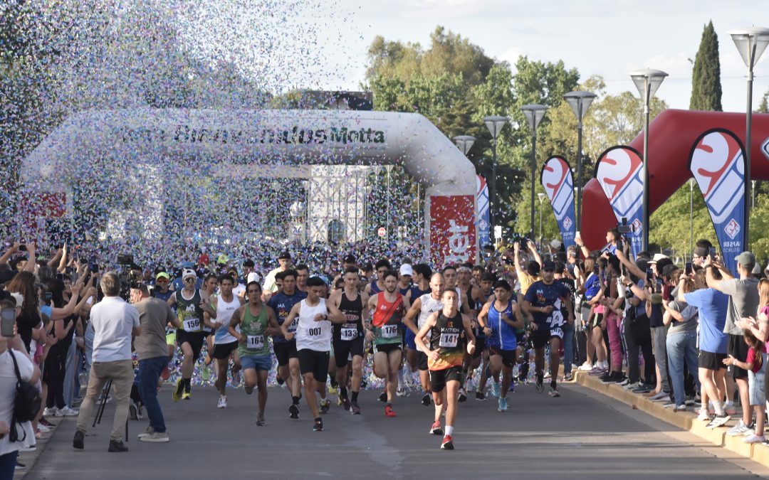 MARATÓN DE LA AVICULTURA: LA PREMIACIÓN GENERAL Y POR CATEGORÍAS